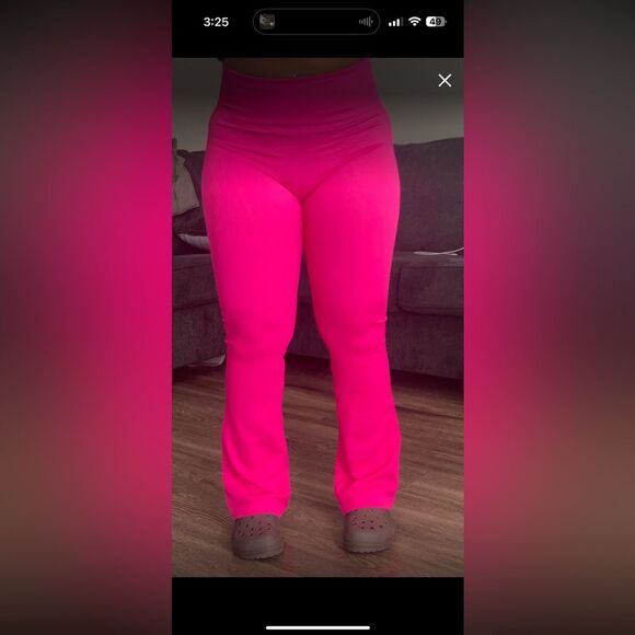 Women’s Yoga Pants Ribbed Seamless High Waist Bell Bottoms Flare Leggings Size M - Picture 3 of 5